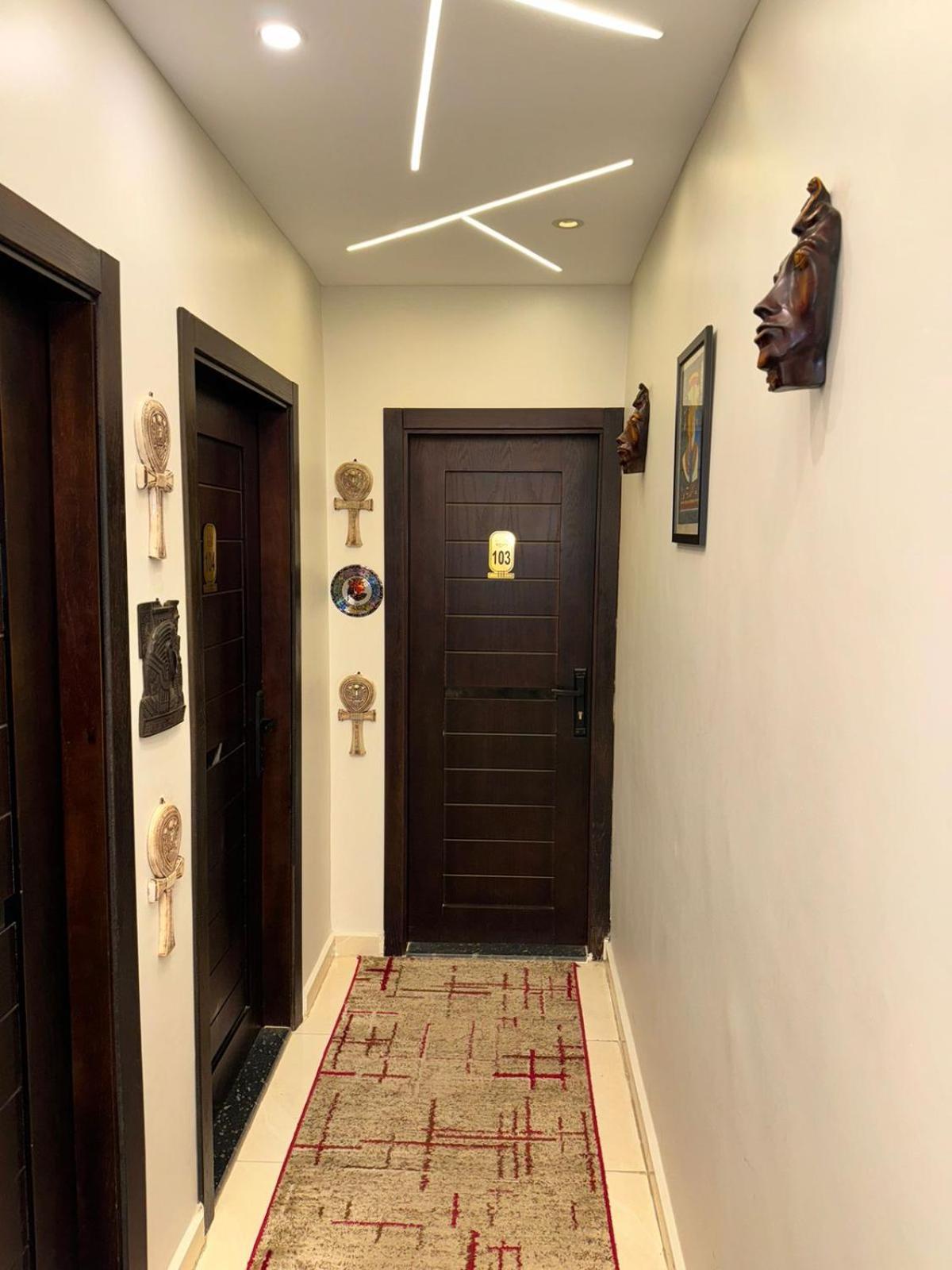 Rotana Pyramids View Vandrarhem Nazlet el-Sîsi Exteriör bild