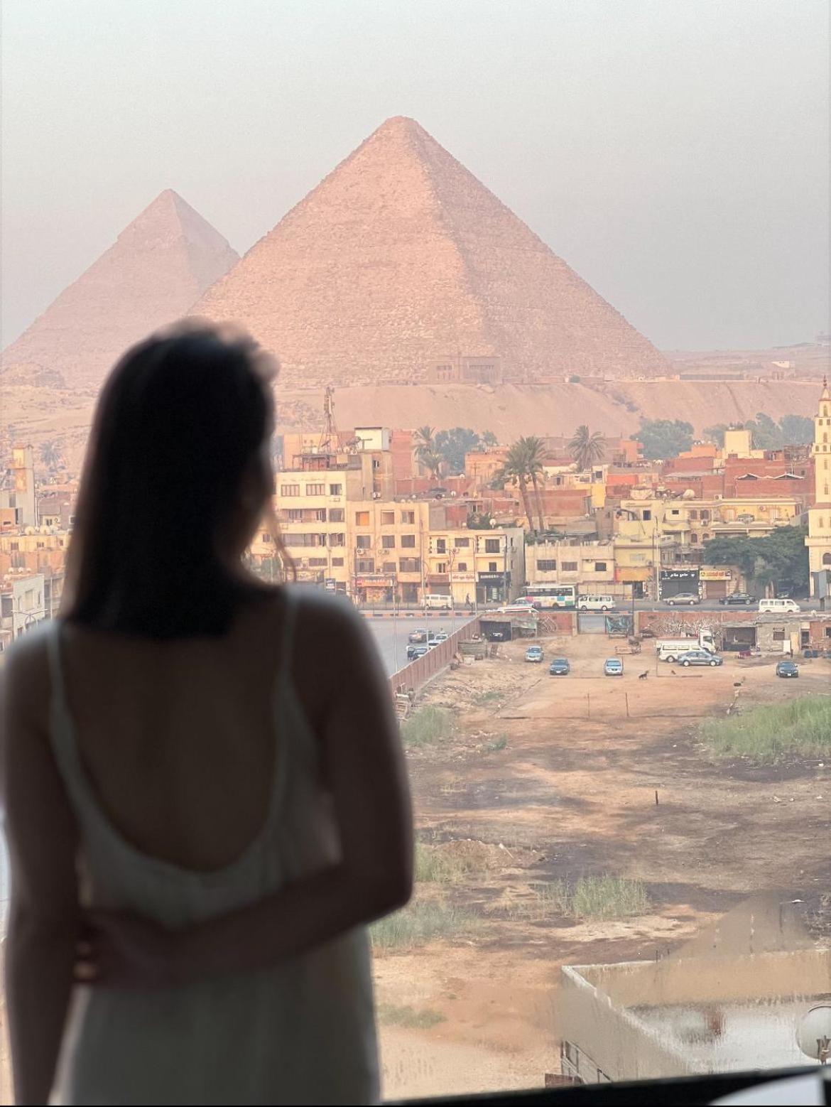 Rotana Pyramids View Vandrarhem Nazlet el-Sîsi Exteriör bild