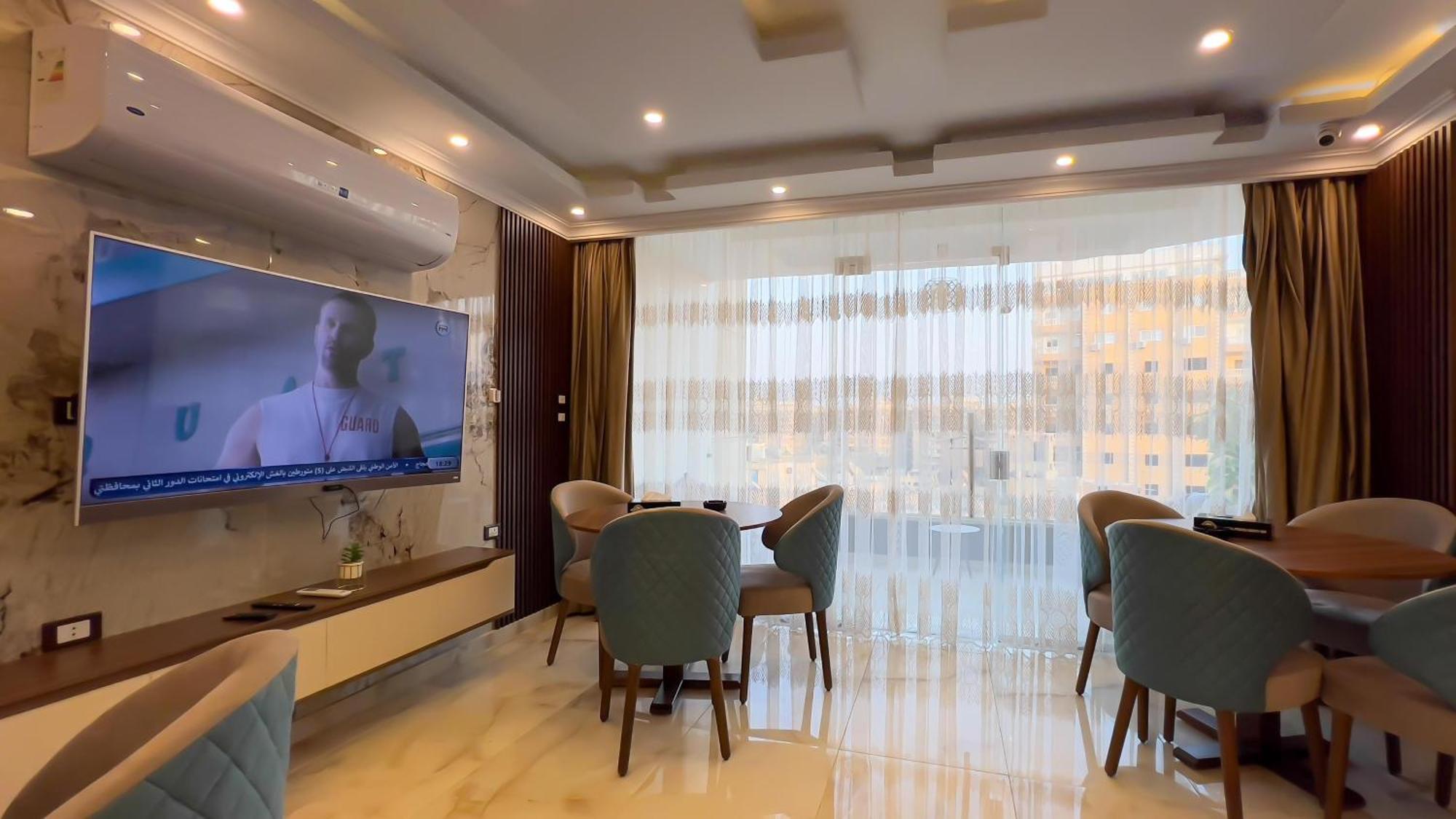 Rotana Pyramids View Vandrarhem Nazlet el-Sîsi Exteriör bild
