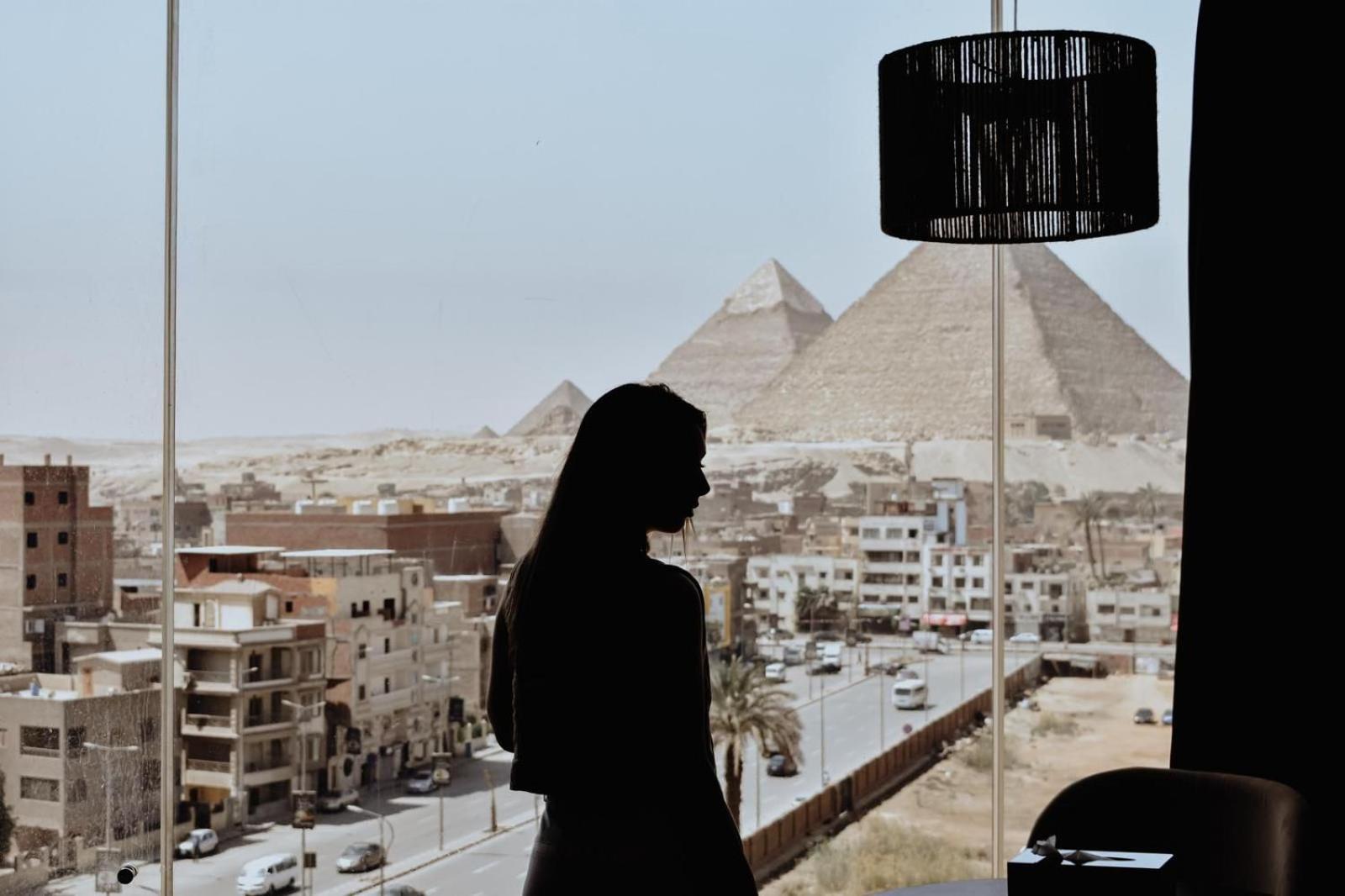 Rotana Pyramids View Vandrarhem Nazlet el-Sîsi Exteriör bild